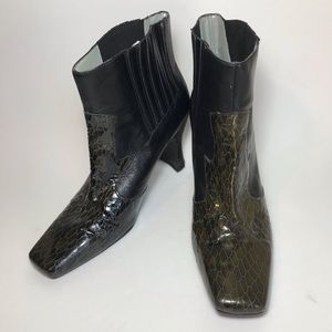 Bellini Miquel Boot Heels in Green/Black Leather 7